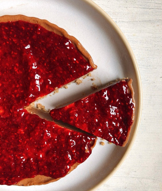 Tarta helada vegana de plátano y pecanas